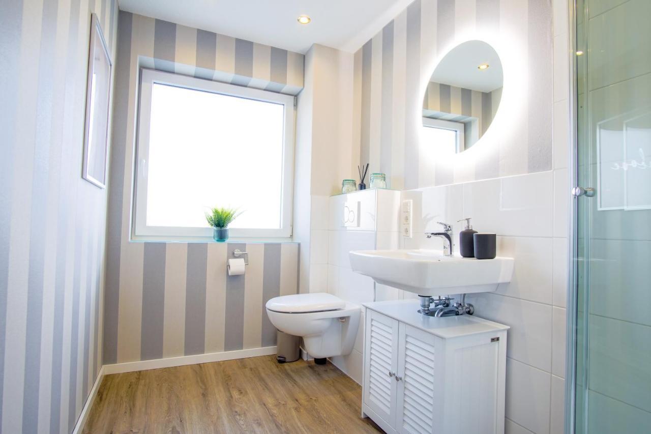 Homefy Come-Together Apartment - Balkon - Aufzug - Free Parking - Smart Tvs Essen Esterno foto