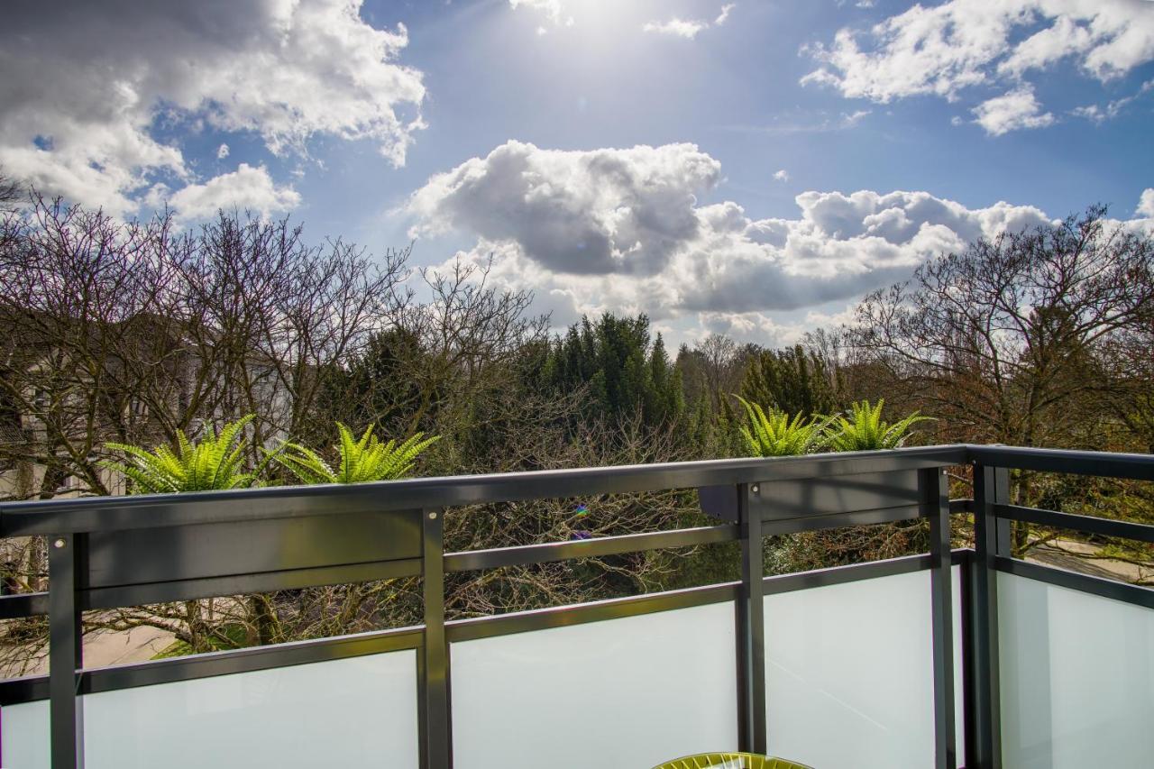Homefy Come-Together Apartment - Balkon - Aufzug - Free Parking - Smart Tvs Essen Esterno foto