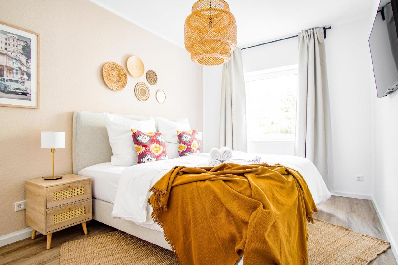 Homefy Come-Together Apartment - Balkon - Aufzug - Free Parking - Smart Tvs Essen Esterno foto